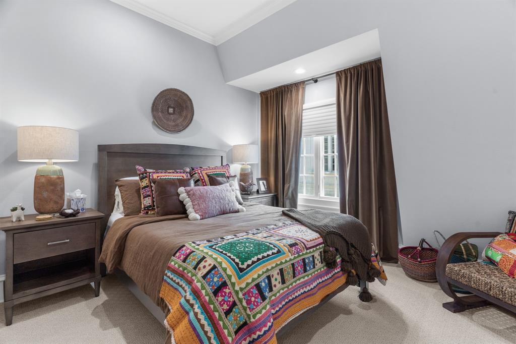 Lexington State Thomas - Residential