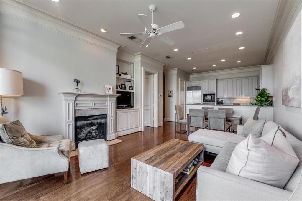 Plaza At Turtle Creek Residence Ph - Residential