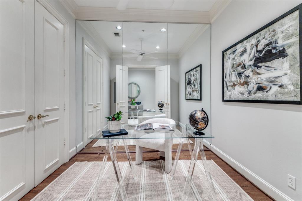 Plaza At Turtle Creek Residence Ph - Residential