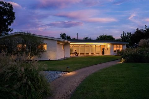 7806 Midbury Drive Dallas TX 75230