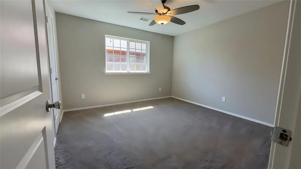 Photo of 913 Barbara Street, Denton, TX 76209 (MLS # 21405720)