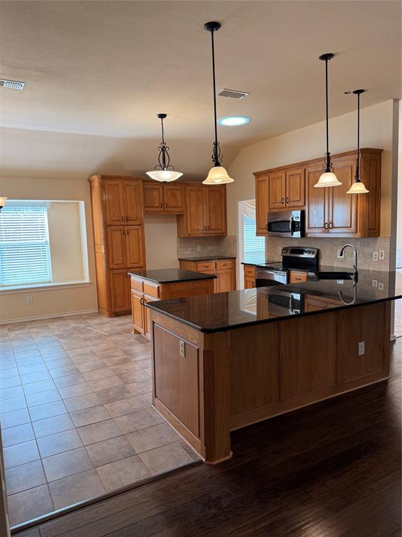 Bentley Village Add - Residential