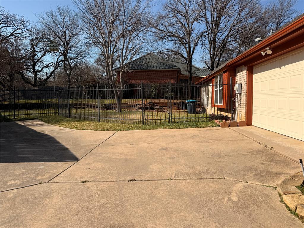 Bentley Village Add - Residential