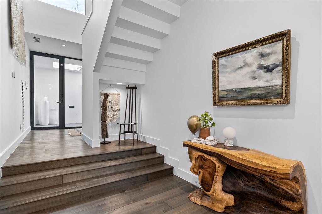 Coterie 02 - Residential