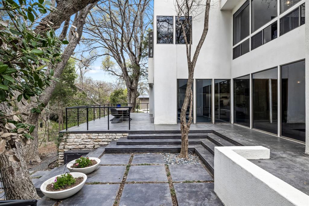 Coterie 02 - Residential