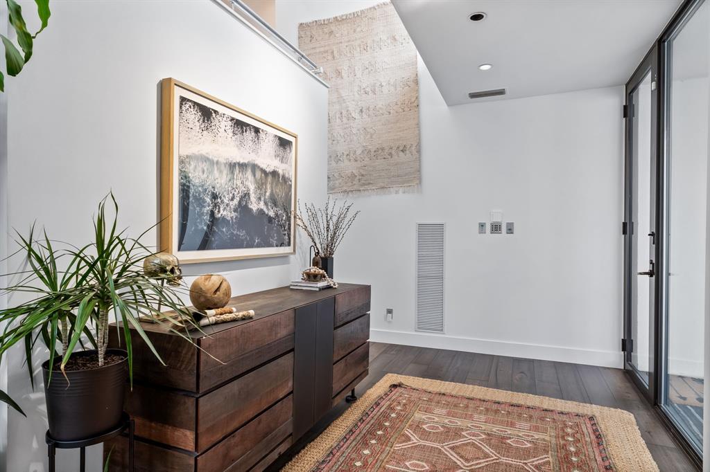 Coterie 02 - Residential