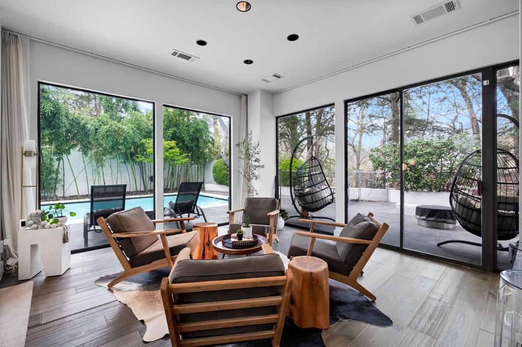 Coterie 02 - Residential