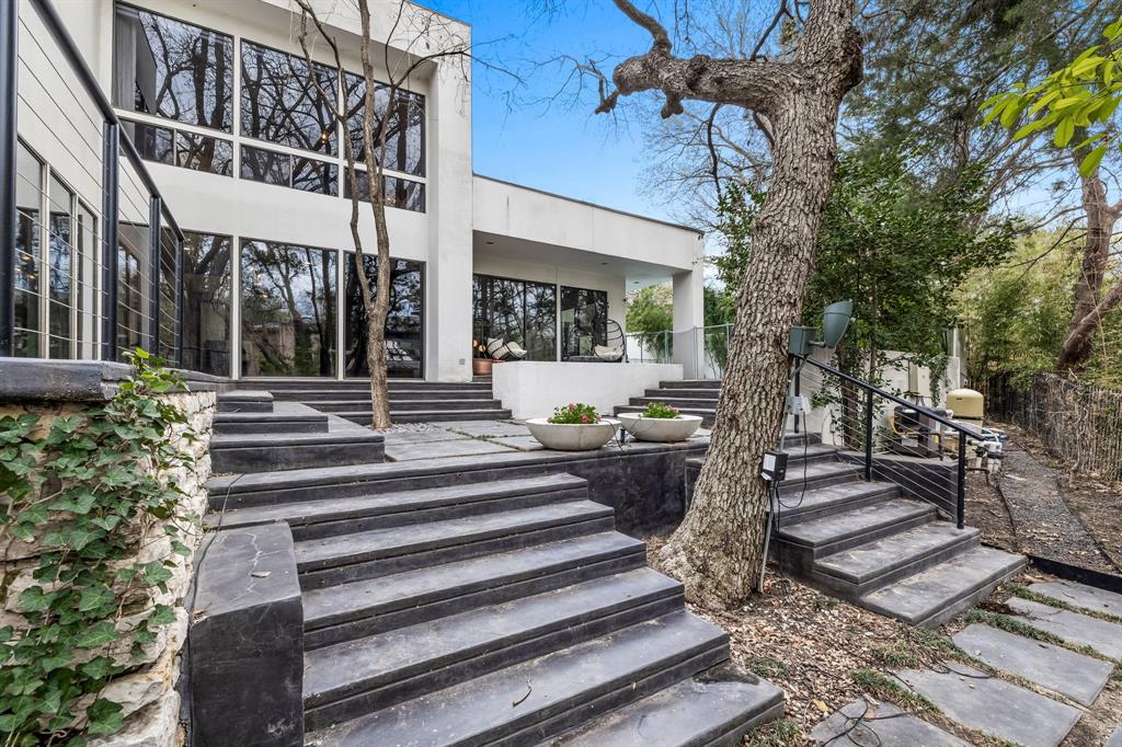 Coterie 02 - Residential