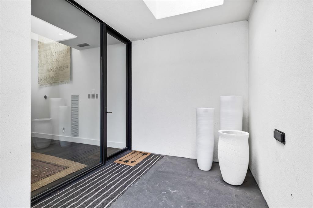 Coterie 02 - Residential