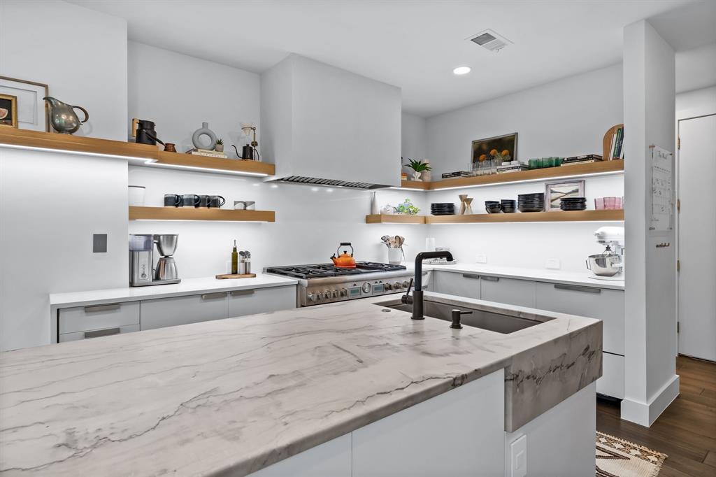 Coterie 02 - Residential