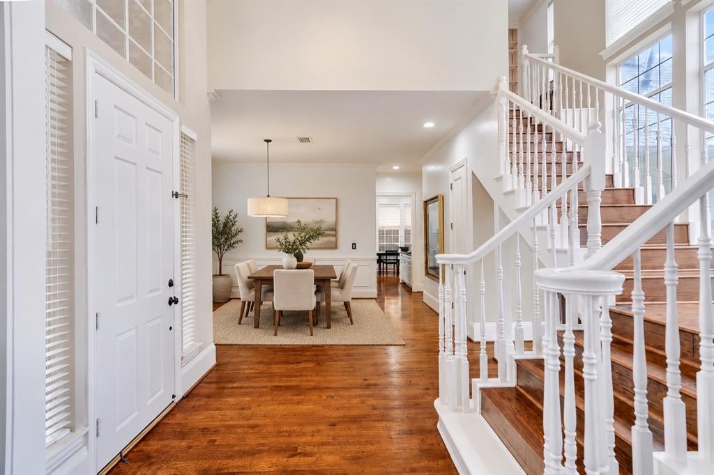 5111 Ambergate Lane