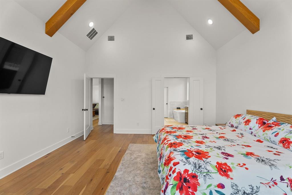 OAK CREEK - Residential