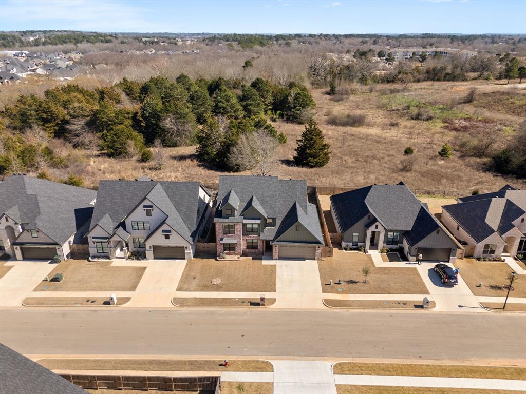 OAK CREEK - Residential