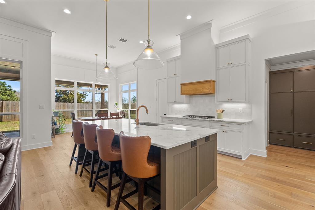 OAK CREEK - Residential