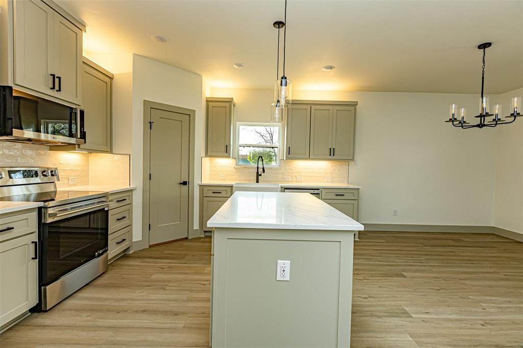 Original Cleburne - Residential