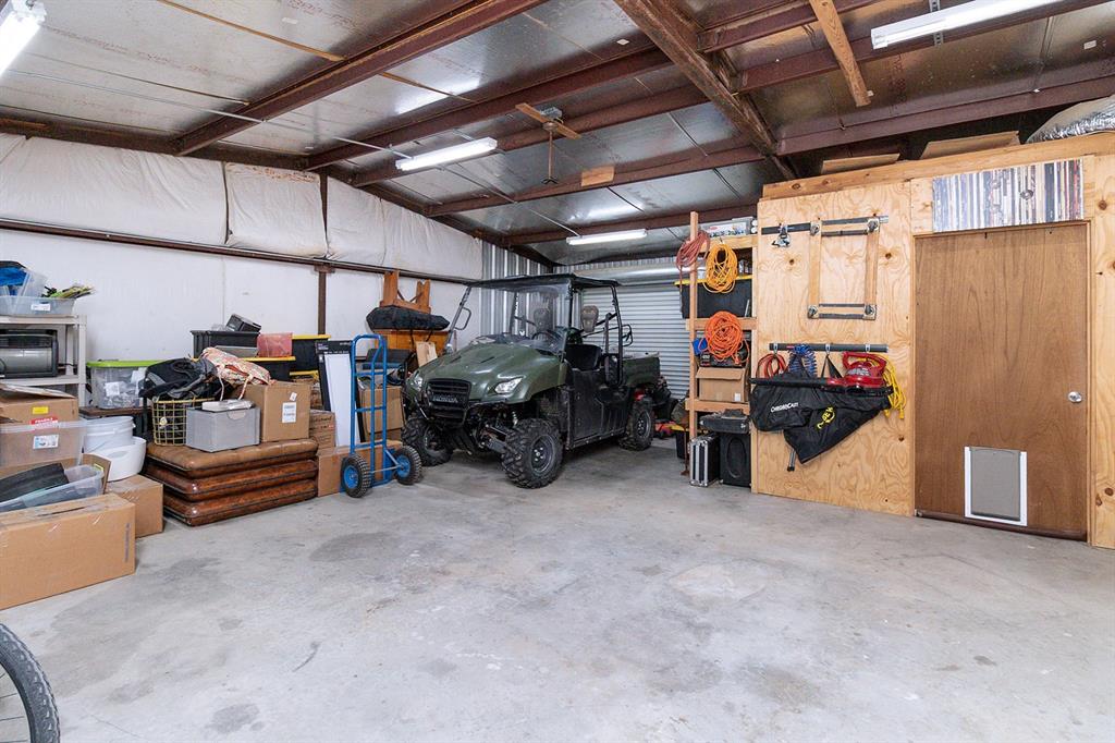 17 LIVE OAK HILLS - Residential