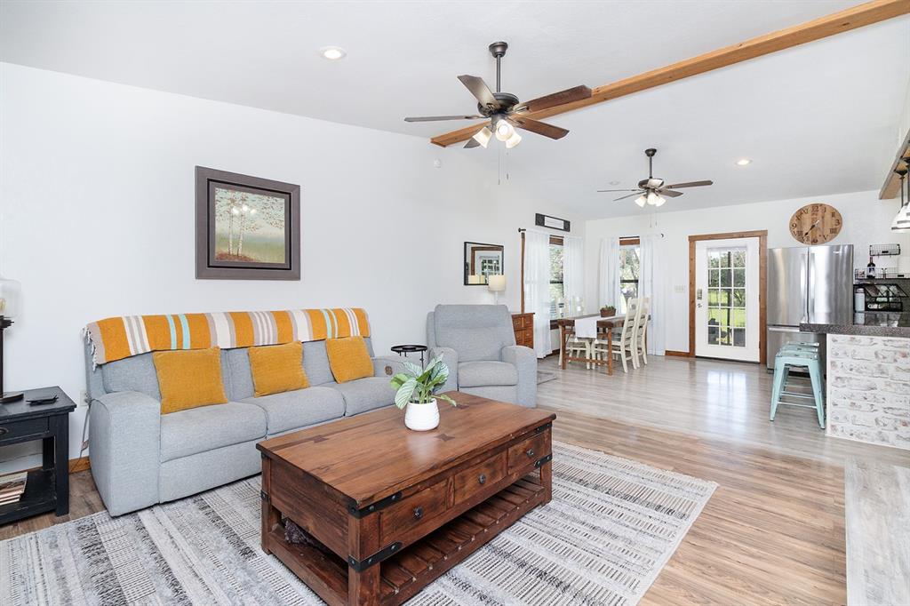 17 LIVE OAK HILLS - Residential