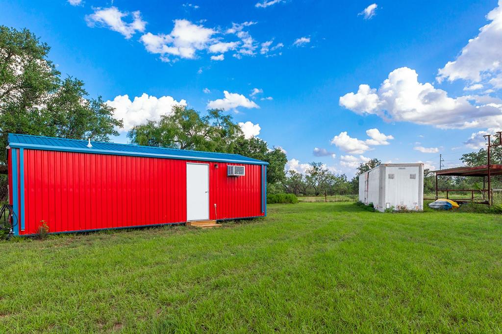 17 LIVE OAK HILLS - Residential