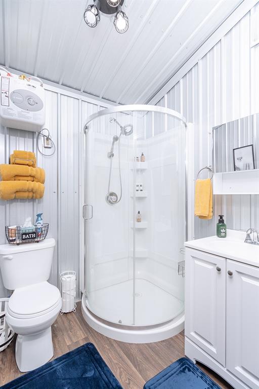 17 LIVE OAK HILLS - Residential