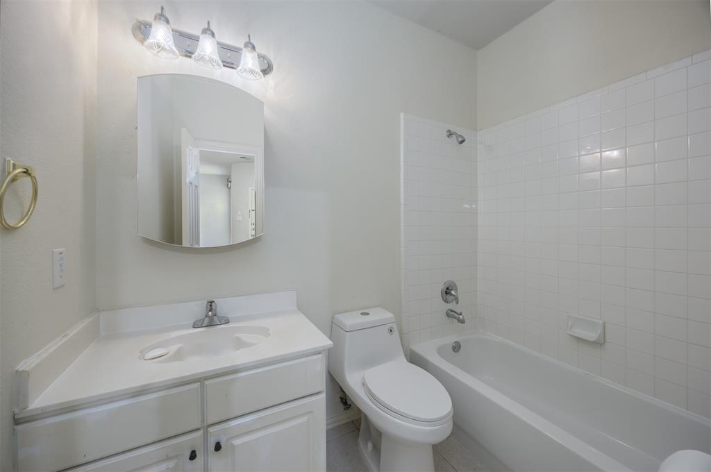 6609 Amesbury Lane