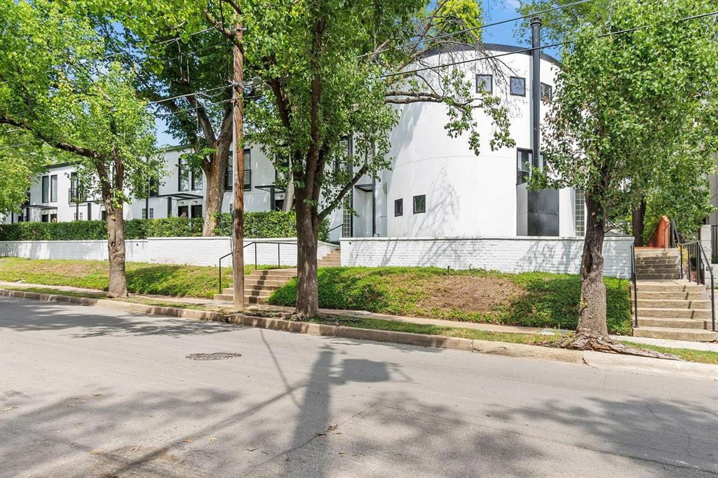 Buena Vista Street Condos - Residential