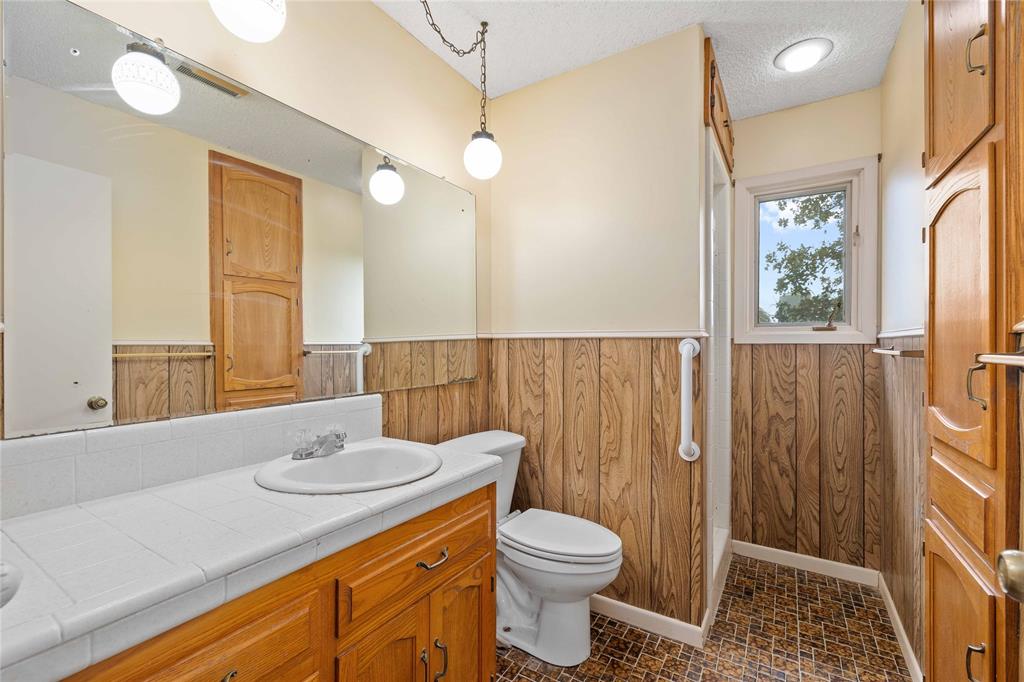 Life Estate Wilton D Jackson - Land