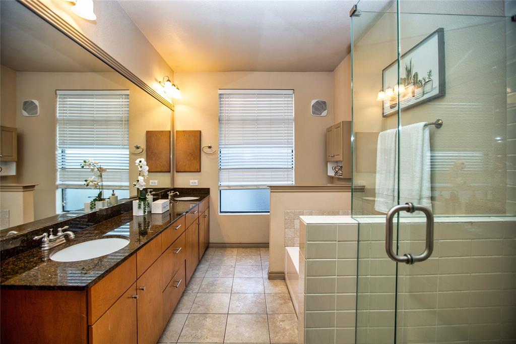 Chelsea Park Twnhms - Residential