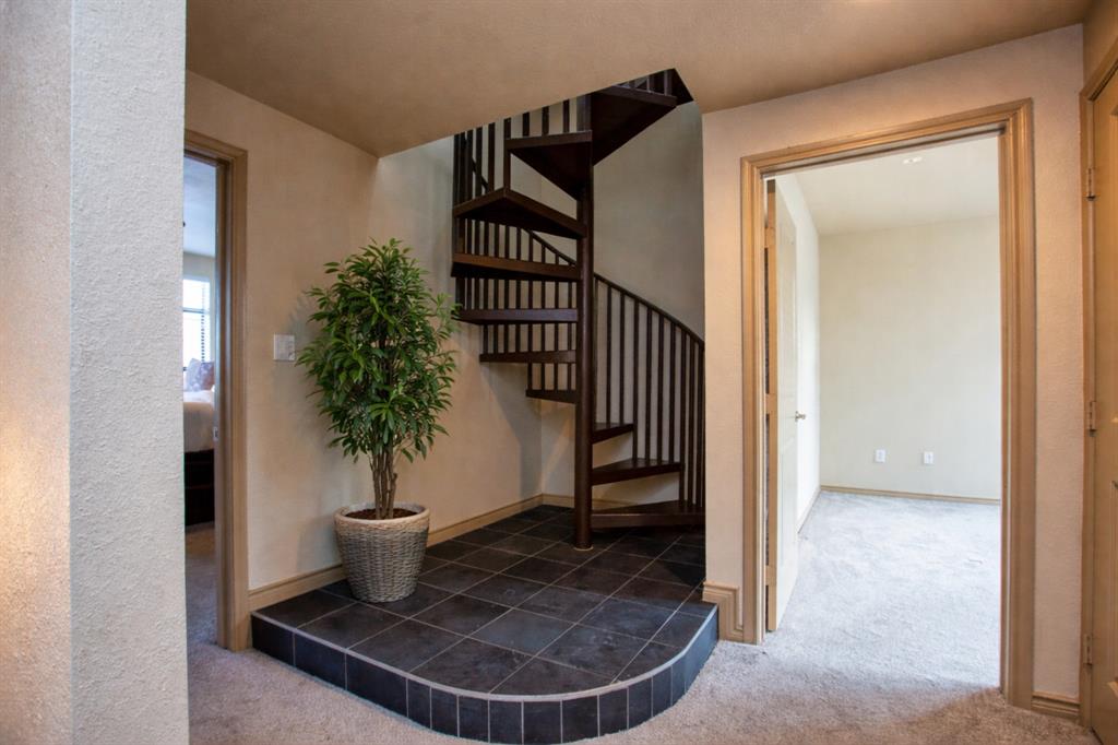 Chelsea Park Twnhms - Residential