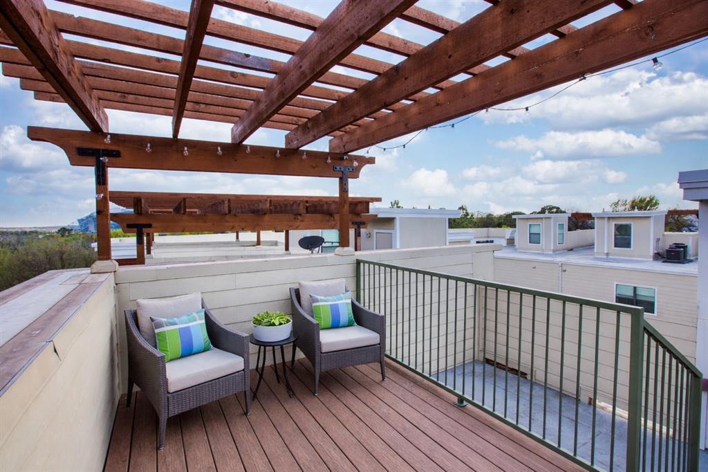 Chelsea Park Twnhms - Residential