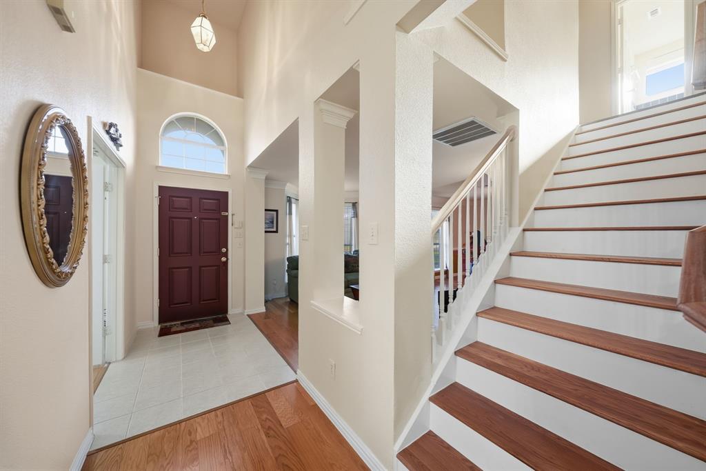 1101 Larkspur Drive