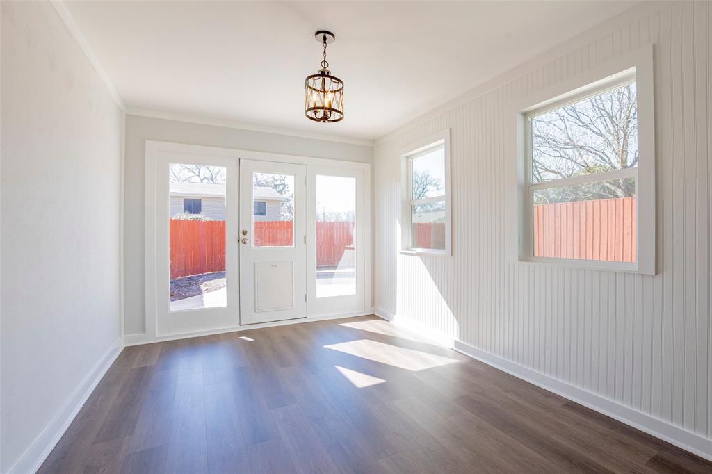 Royal Oaks - Residential