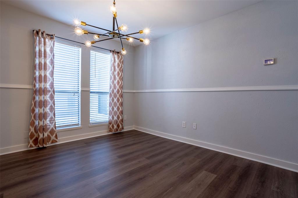 Royal Oaks - Residential