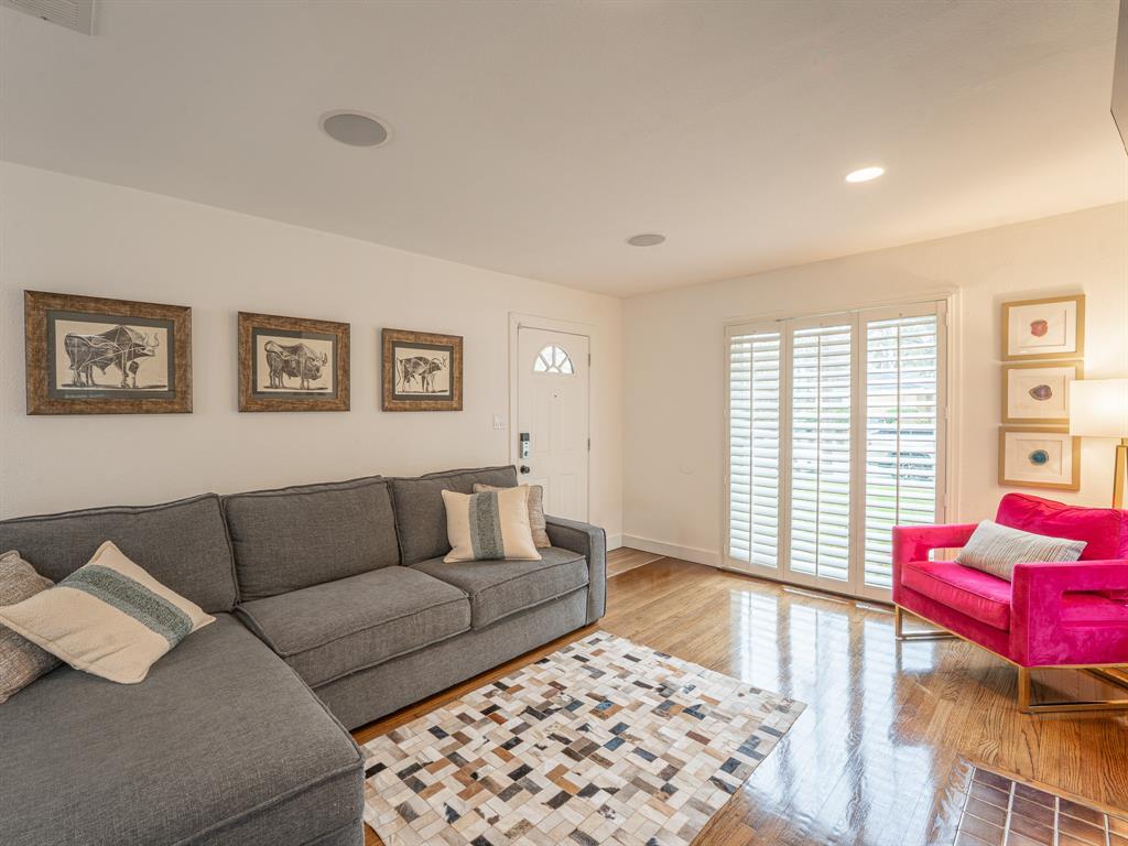 5104 Maple Springs Boulevard