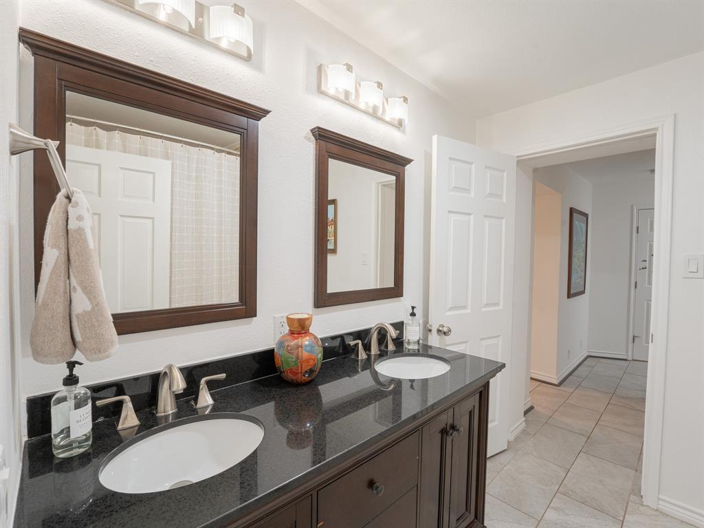 Oak Lawn Heights - Residential