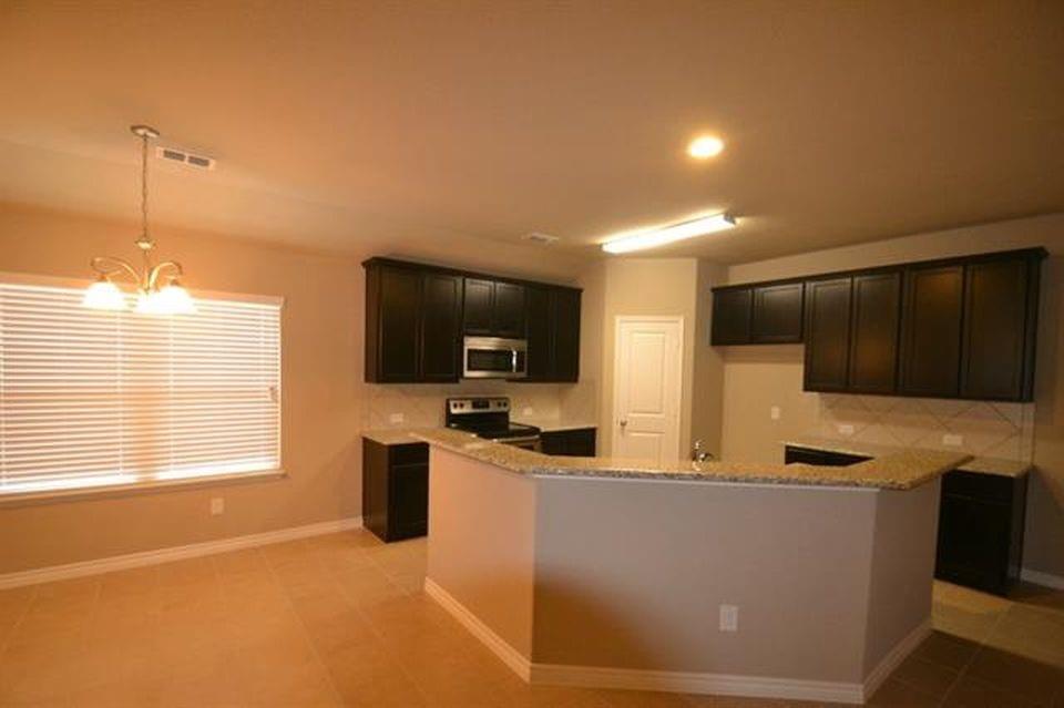 1916 Megan Creek Drive