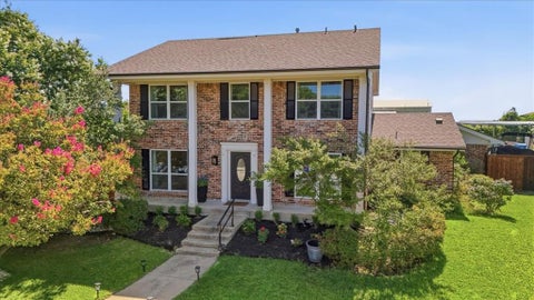 Photo of 2310 Greenhill Drive, Carrollton, TX 75006 (MLS # 21330396)