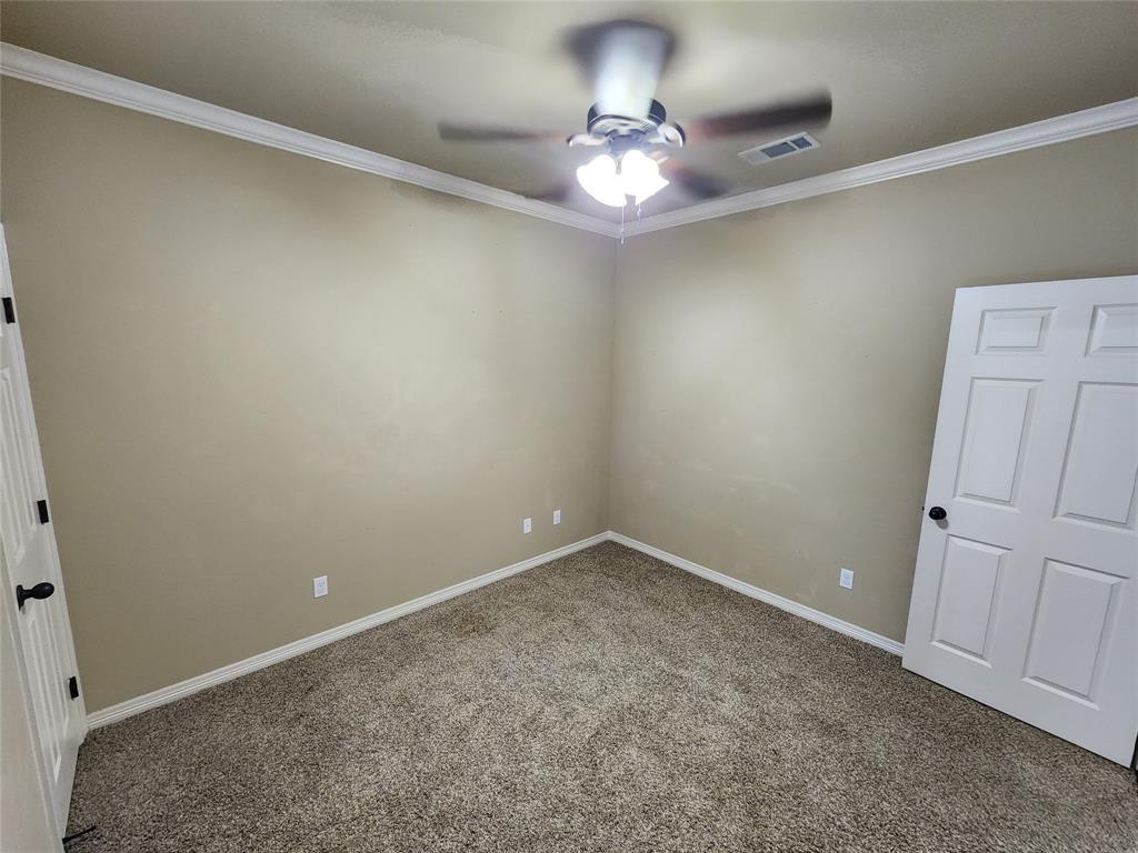 Wool Worth Oaks - Residential