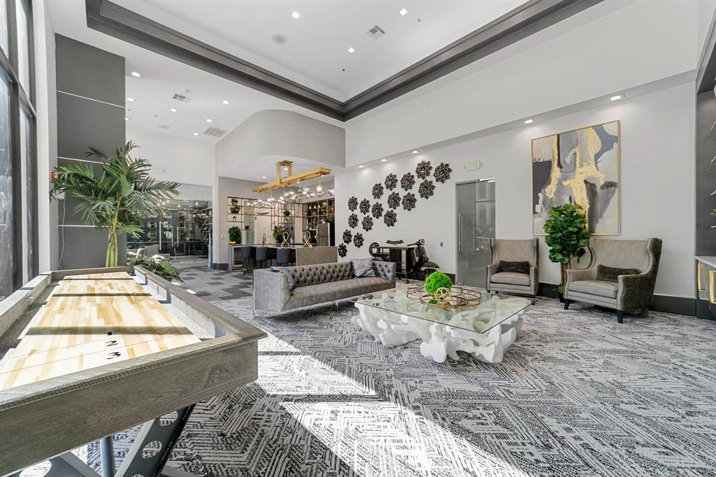 Bluffview Square - Residential Lease