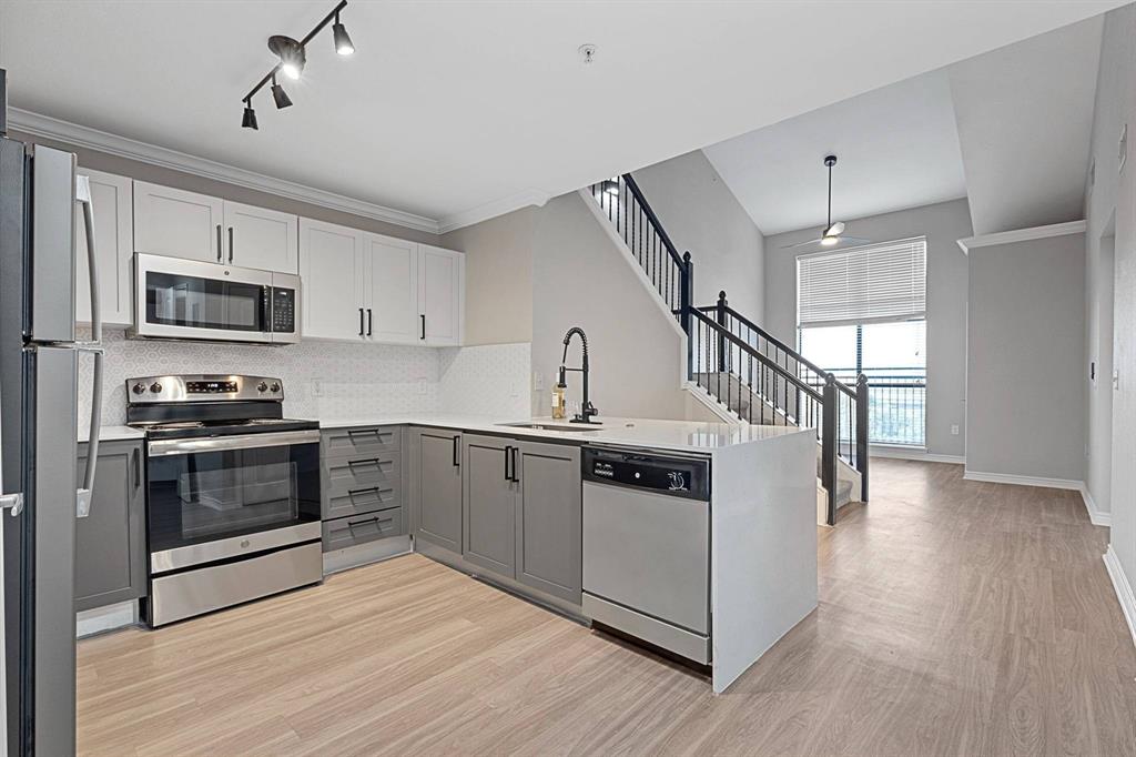 Bluffview Square - Residential Lease