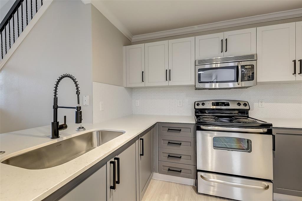 Bluffview Square - Residential Lease