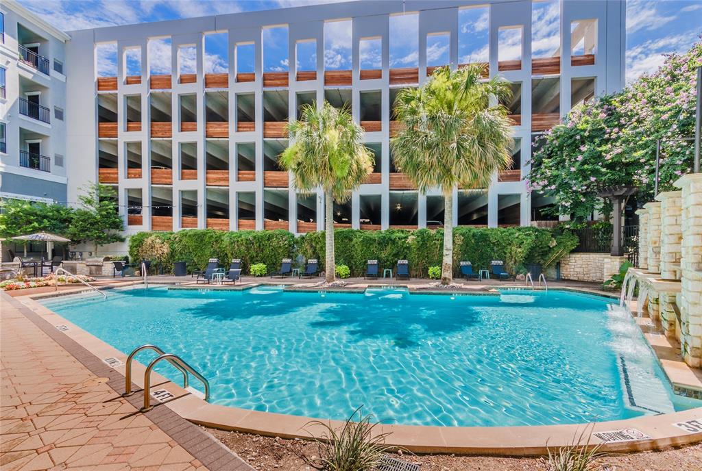 Bluffview Square - Residential Lease