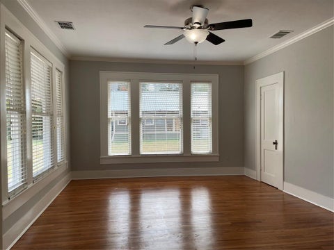 Tiny photo for 300 S Prairieville Street, Athens, TX 75751 (MLS # 21388845)
