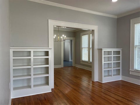 Tiny photo for 300 S Prairieville Street, Athens, TX 75751 (MLS # 21388845)