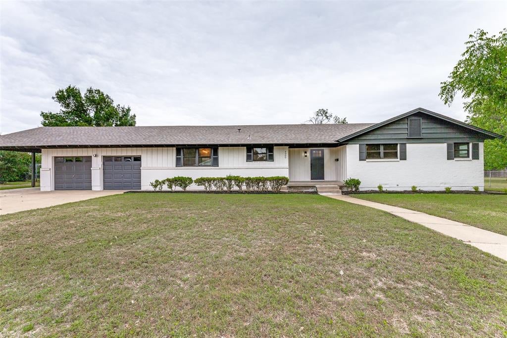4900 Nevada Trail