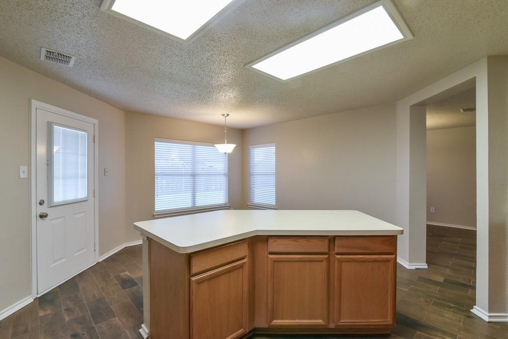 Lake Port Village Add - Residential Lease