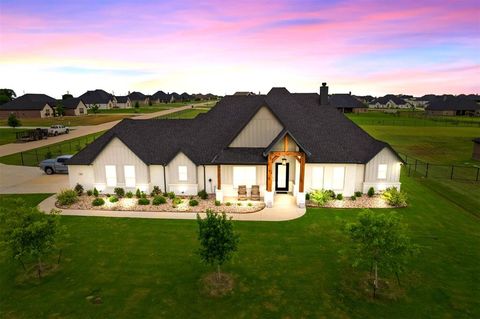 256 Agua Linda Drive Godley TX 76044