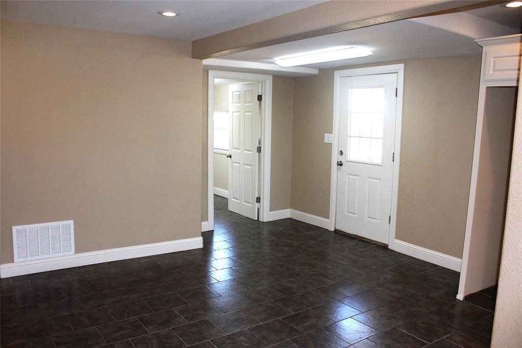 Kattenhorn Henry A-G0671* - Residential Lease