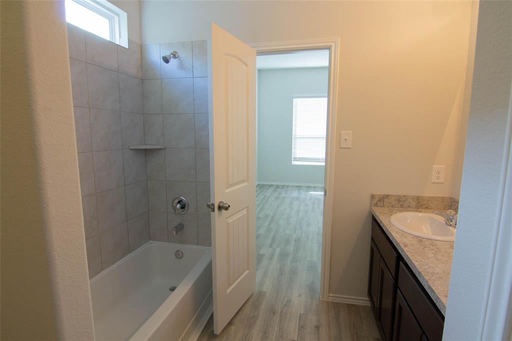 Enchanted Bay - Residential Lease