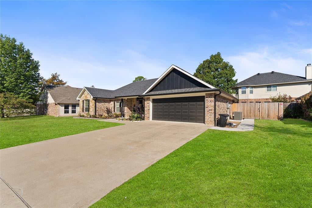403 Austin Acre