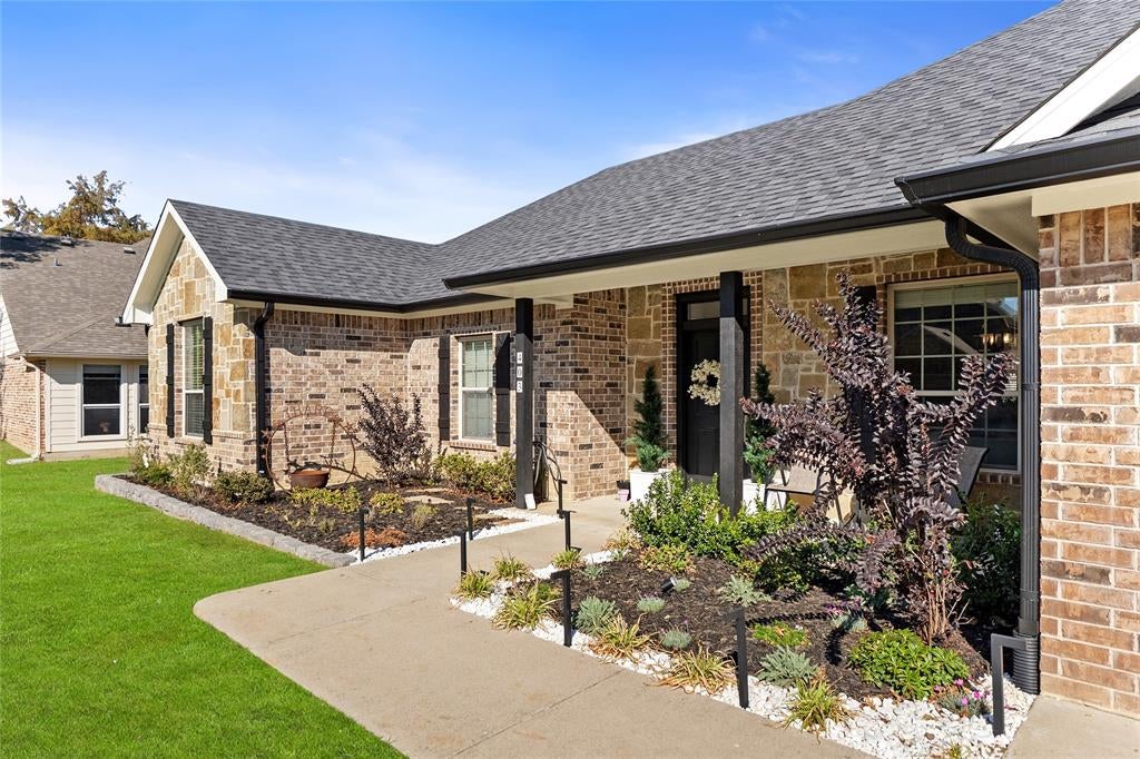 403 Austin Acre